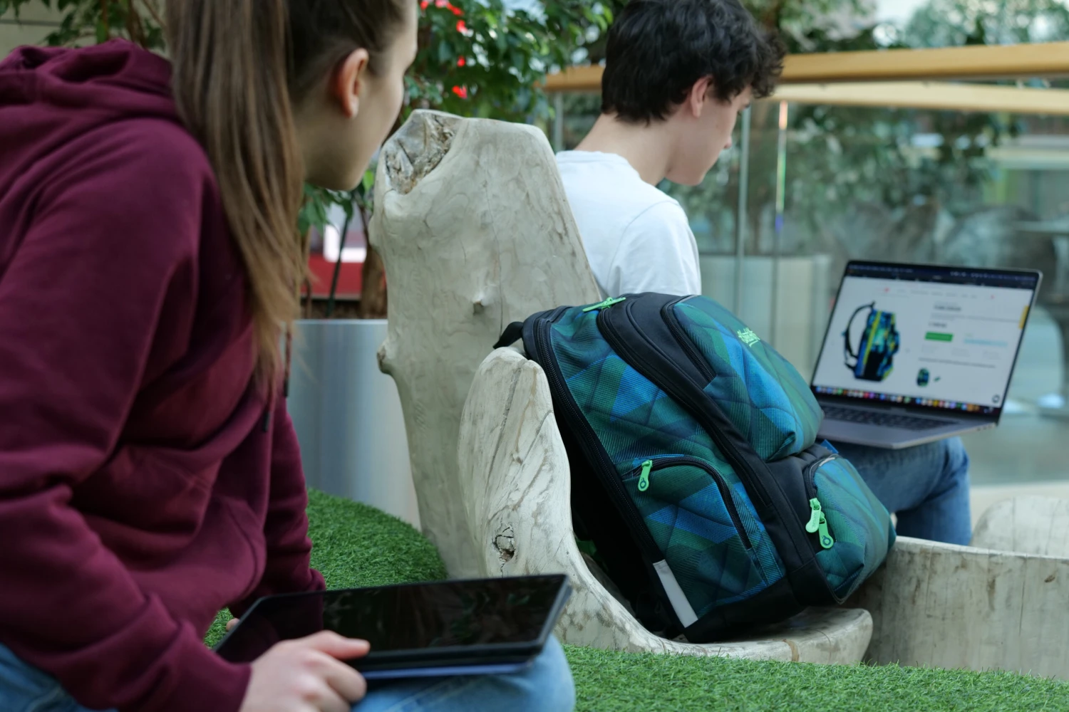 Studentenrucksack Topgal ROTH 21033 B 4 Studentenrucksack Topgal ROTH 21033 B – Bild 2