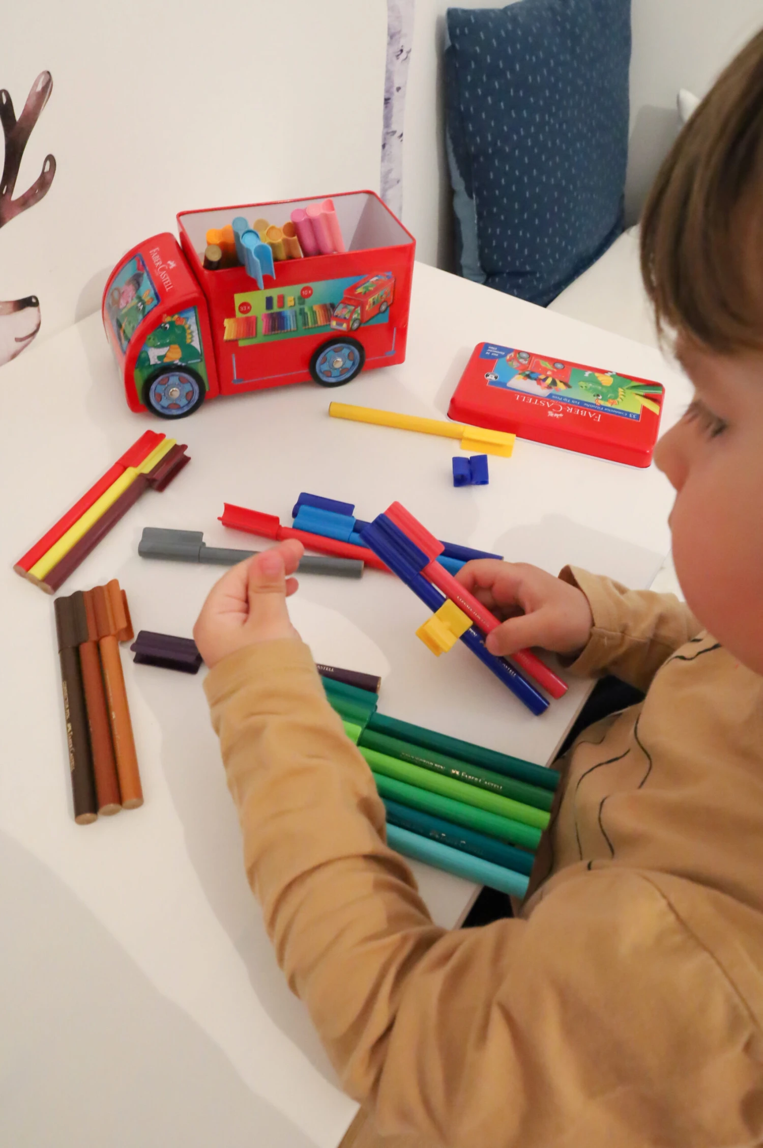 Faber-Castell Connector Filzstift- Set Lastwagen, 43-teilig 7 Faber-Castell Connector Filzstift- Set Lastwagen, 43-teilig – Bild 5