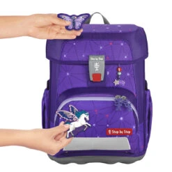 Schulranzen CLOUD (5-teiliges Set) Step By Step "Dreamy Pegasus Shadow" (AGR-Zertifikat) 16 Schulranzen CLOUD (5-teiliges Set) Step By Step "Dreamy Pegasus Shadow" (AGR-Zertifikat) -Schulrucksack 76395