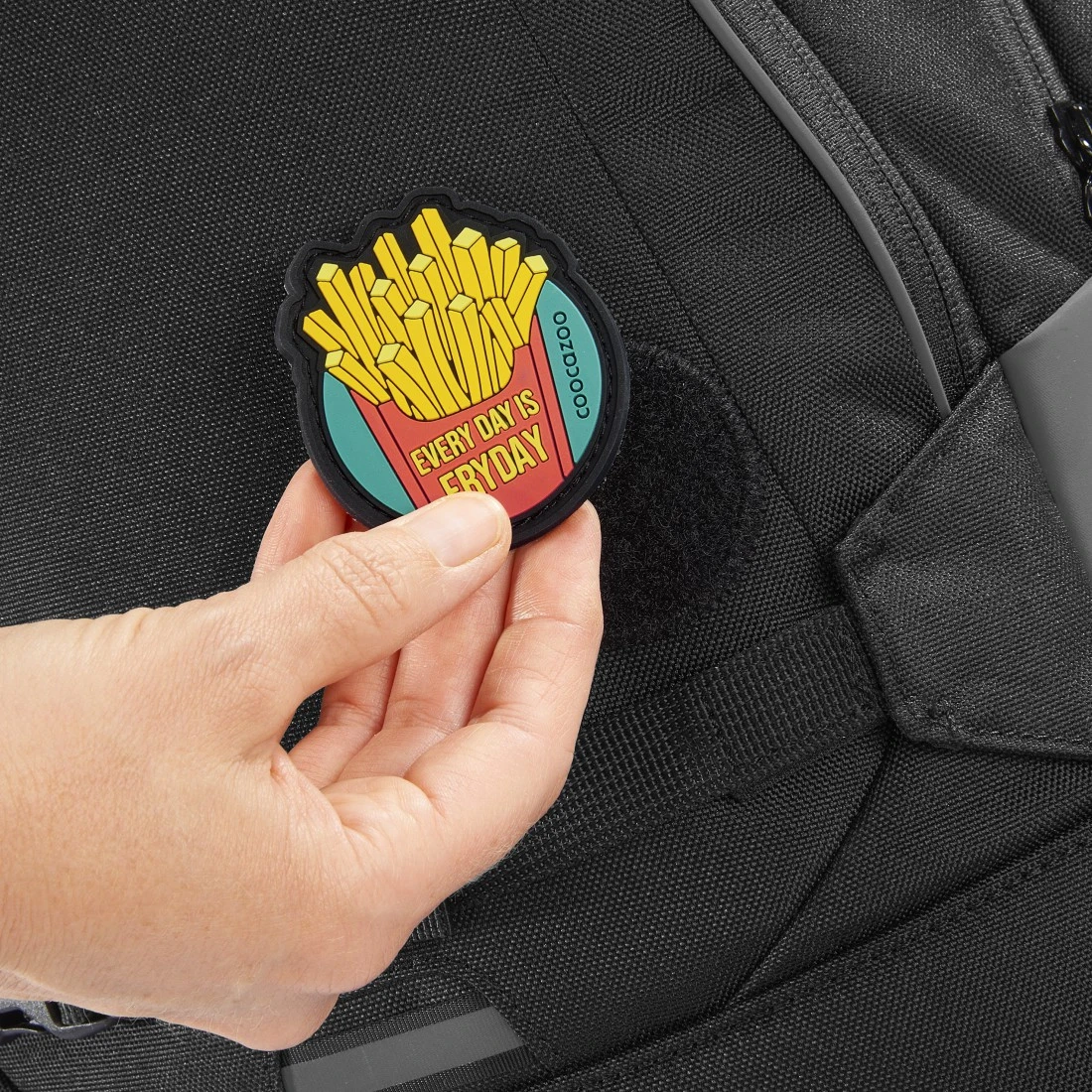 COLOUR UP-Set Coocazoo Fast Food: Anhänger & Patch 5 COLOUR UP-Set Coocazoo Fast Food: Anhänger & Patch – Bild 3